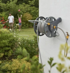 (2431) Hozelock 2 In 1 Assembled Reel+25m M/P+ Fittings/nozzle 5 (2431) Hozelock 2 In 1 Assembled Reel+25m M/P+ Fittings/nozzle -GardenWater Pro Sales 2431 hozelock 2 in 1 assembled reel25m mp fittingsnozzle 5010646052221 ftb12996 88566.1683491248