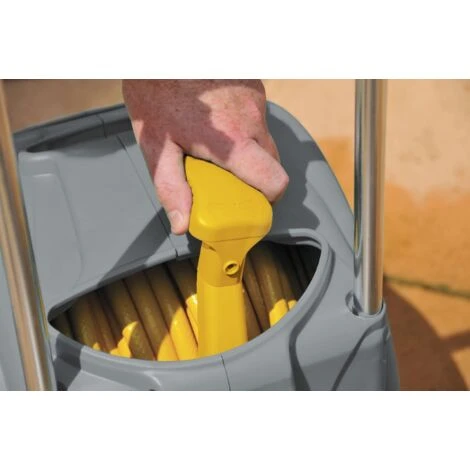 Hozelock 2416R0000 2416 Freestanding Compact Hose Reel + 30m Of 12.5mm Hose HOZ2416 2 Hozelock 2416R0000 2416 Freestanding Compact Hose Reel + 30m Of 12.5mm Hose HOZ2416 - Image 2