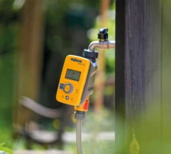 Hozelock 2224 Select Plus Controller / Water Timer -GardenWater Pro Sales hozelock 2224 select plus controller water timer 5010646061735 ftb12566 91497.1682626178