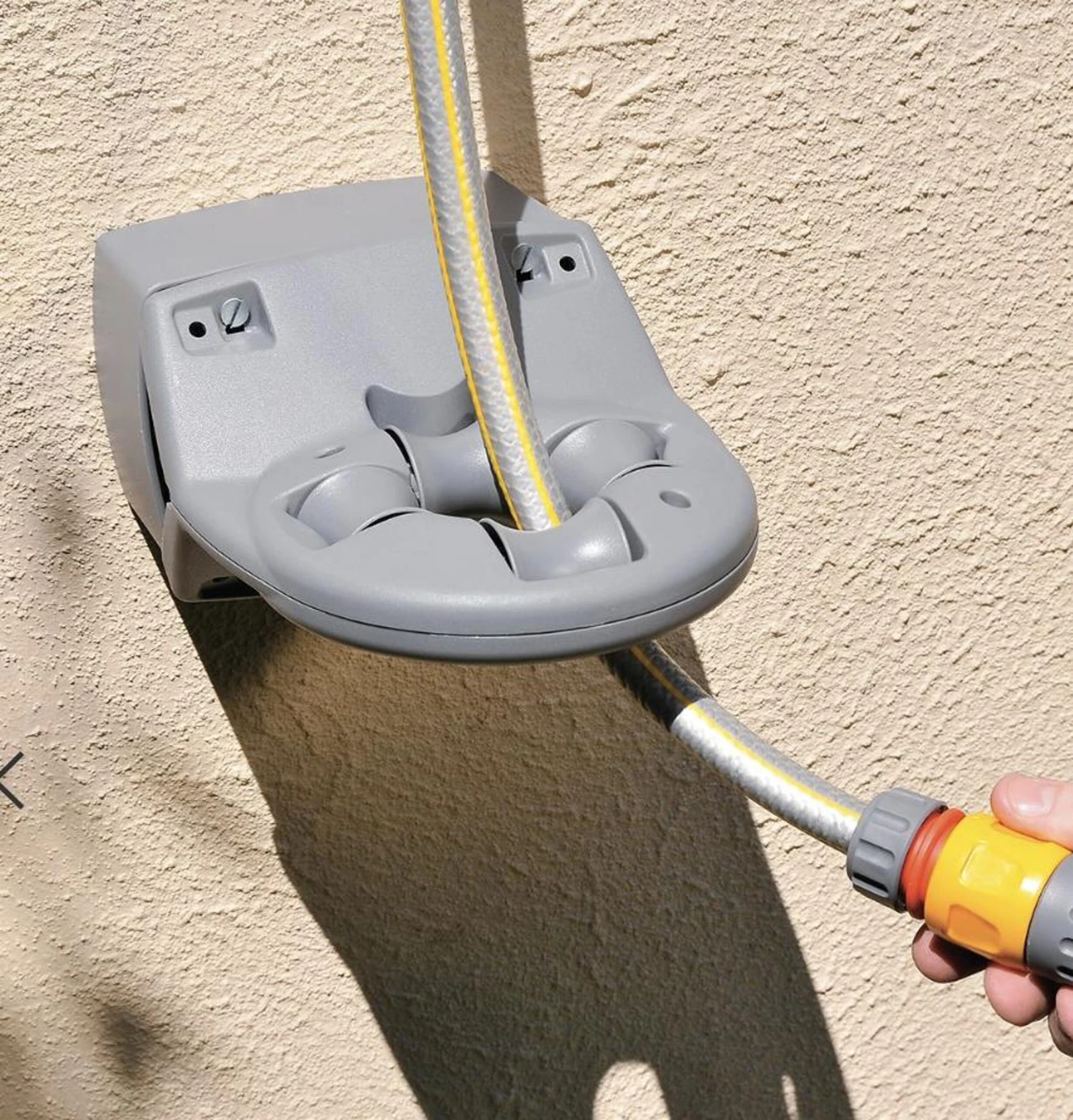 Hozelock 2392 Universal Hose Guide 3 Hozelock 2392 Universal Hose Guide - Image 3