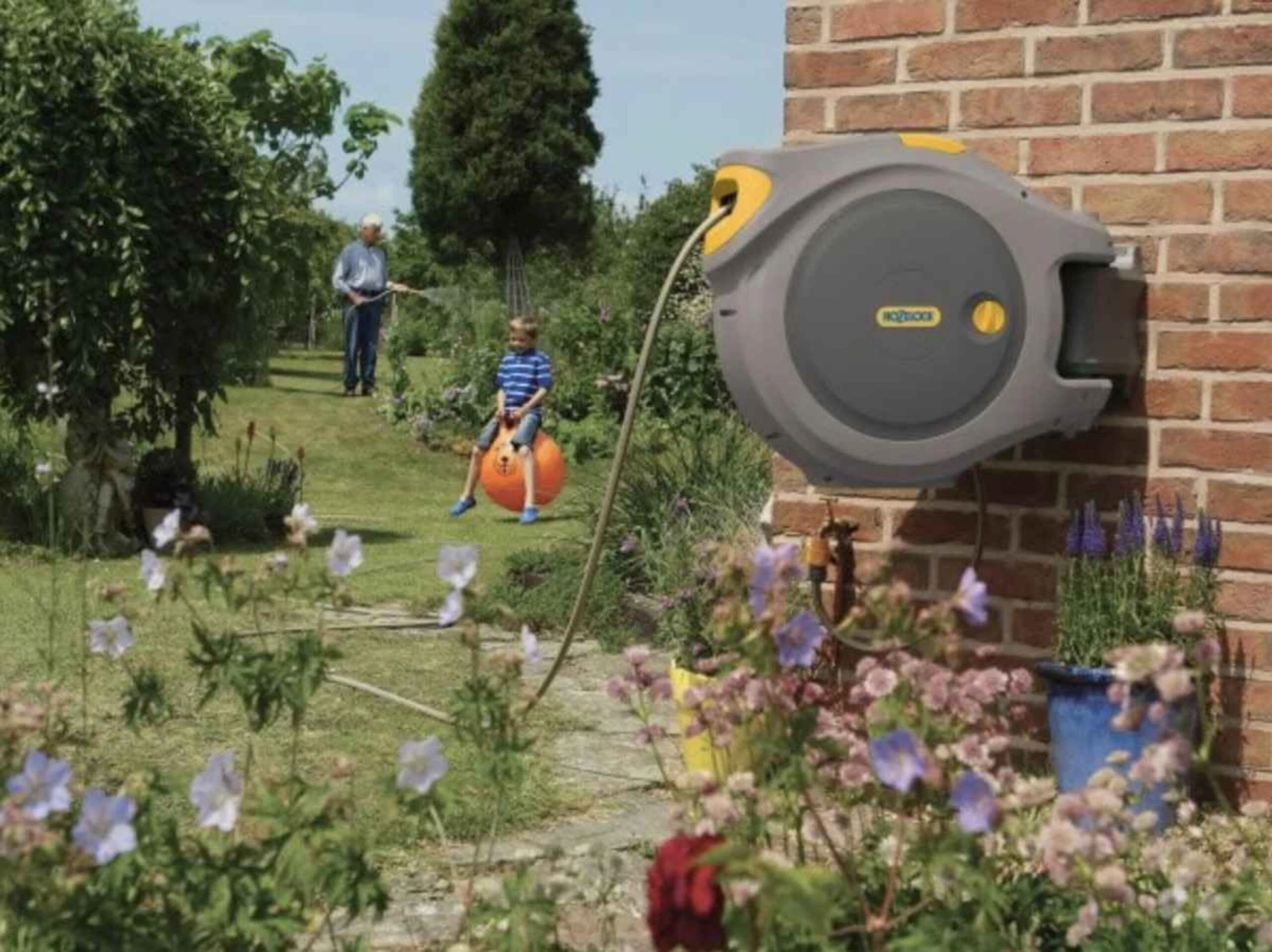 Hozelock 2402 25m Autoreel 1 Hozelock 2402 25m Autoreel