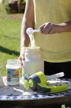 Hozelock 4204 Pure Kit Natural Gardening, Yellow & Grey, 7L -GardenWater Pro Sales hozelock 4204 pure kit 5010646060097 ftb6130 23571.1600066086