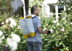 Hozelock 4712A 12l Knapsack Sprayer -GardenWater Pro Sales hozelock 4712a 12l knapsack sprayer ftb6035 63017.1600065737