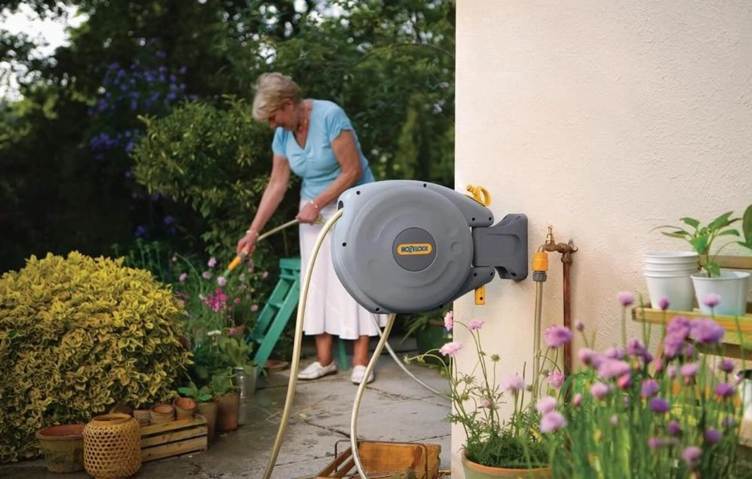 Hozelock Auto Reel 2485 With 10m Hose 2 Hozelock Auto Reel 2485 With 10m Hose - Image 2