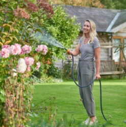 Hozelock Tuffhoze 25m 8125 -GardenWater Pro Sales hozelock tuffhoze 25m 8125 5010646061056 ftb6041 75314.1615741523